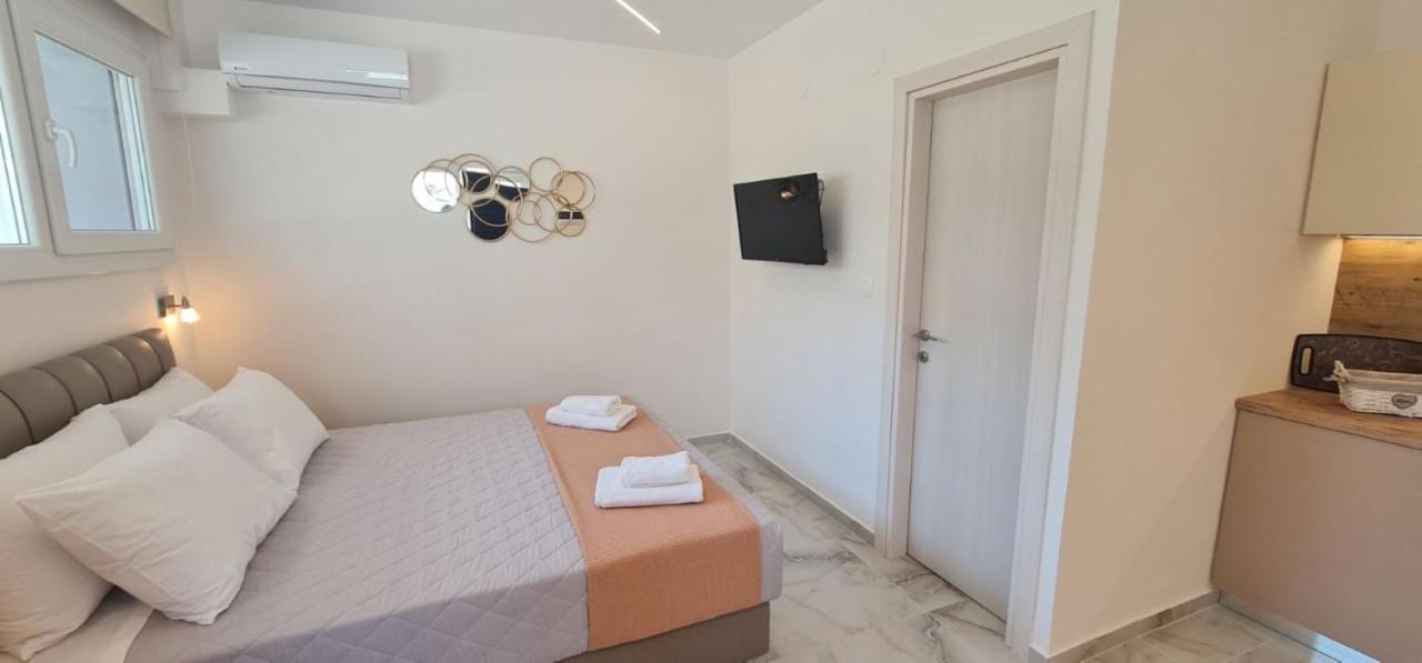 Z Elegant Studios Переа Экстерьер фото